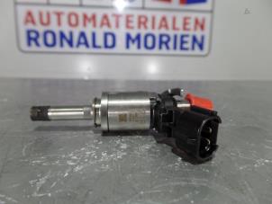 Usagé Injecteur (injection essence) Renault Scénic IV (RFAJ) 1.2 TCE 115 16V Prix € 55,00 Règlement à la marge proposé par Automaterialen Ronald Morien B.V.
