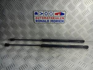 Used Set of tailgate gas struts Mercedes A (W176) 2.2 A-220 d 16V Price € 10,00 Margin scheme offered by Automaterialen Ronald Morien B.V.
