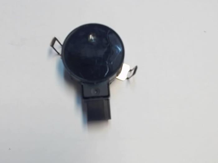 Begagnade Regnsensor Ford B-Max (JK8) 1.0 EcoBoost 12V 125 Pris € 15,00 Marginaltabell erbjuds av Automaterialen Ronald Morien B.V.