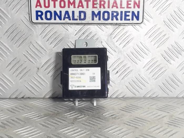 Używane Modul (rózne) Isuzu D-Max (TFR/TFS) 1.9 DDi Cena € 49,00 Procedura marży oferowane przez Automaterialen Ronald Morien B.V.