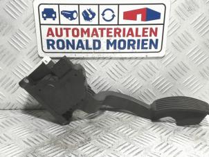 Używane Czujnik polozenia pedalu gazu Opel Corsa D 1.3 CDTi 16V ecoFLEX Cena € 19,00 Procedura marży oferowane przez Automaterialen Ronald Morien B.V.