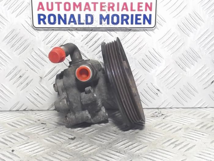 Usagé Pompe de direction Volkswagen Passat (3B2) 1.8 T 20V Prix € 49,00 Règlement à la marge proposé par Automaterialen Ronald Morien B.V.