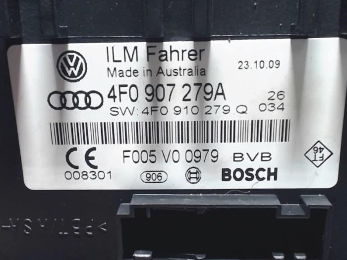 BordSteuergerät van een Audi Q7 (4LB) 4.2 TDI V8 32V Tiptronic 2009