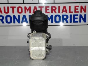 Używane Obudowa filtra oleju Audi A4 (B8) 2.0 eTDI 16V Cena € 54,99 Z VAT oferowane przez Automaterialen Ronald Morien B.V.