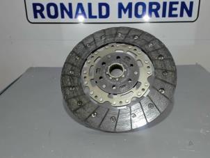 Used Clutch plate Volkswagen Tiguan (5N1/2) 2.0 TDI 16V Price € 45,00 Margin scheme offered by Automaterialen Ronald Morien B.V.