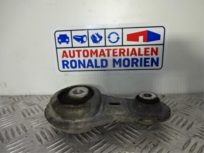 Usagé Barre d'accouplement centre Renault Trafic (1FL/2FL/3FL/4FL) 1.6 dCi 115 Prix € 29,00 Règlement à la marge proposé par Automaterialen Ronald Morien B.V.