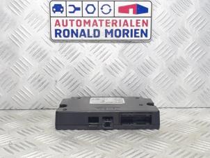 Używane Modul telefoniczny Ford Fiesta Cena € 95,00 Procedura marży oferowane przez Automaterialen Ronald Morien B.V.