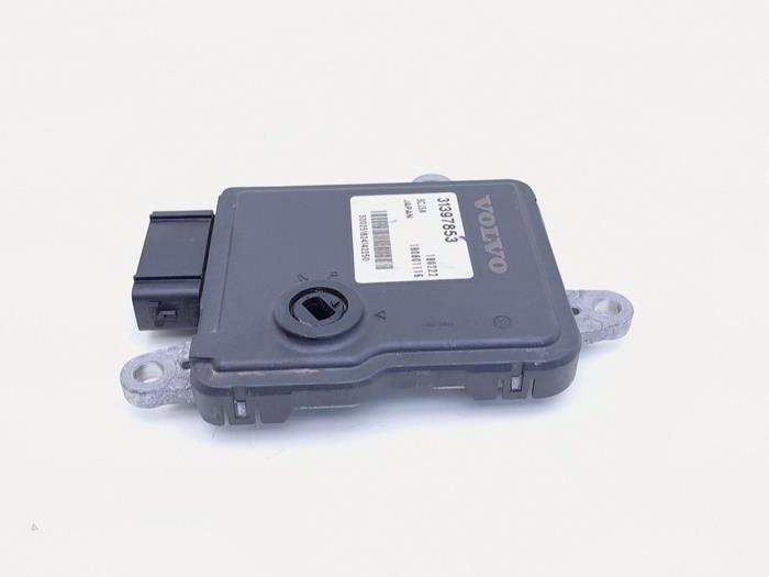 Used Automatic gearbox computer Volvo V40 (MV) 1.5 T3 16V Geartronic Price € 125,00 Margin scheme offered by Automaterialen Ronald Morien B.V.