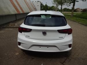 Gebrauchte Heckklappe Opel Astra Preis € 295,00 Margenregelung angeboten von Automaterialen Ronald Morien B.V.
