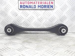 Usagé Bras de suspension bas arrière gauche Volkswagen Golf VII (AUA) 1.4 TSI 16V Prix € 15,00 Règlement à la marge proposé par Automaterialen Ronald Morien B.V.