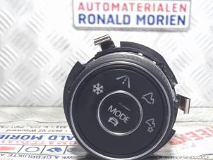 Usagé Commodo Volkswagen Tiguan (AD1) 2.0 TDI 16V 4Motion Prix € 25,00 Règlement à la marge proposé par Automaterialen Ronald Morien B.V.