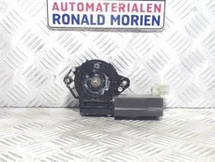 Gebrauchte Schiebedach Motor Volkswagen Tiguan (AD1) 2.0 TDI 16V 4Motion Preis € 59,00 Margenregelung angeboten von Automaterialen Ronald Morien B.V.