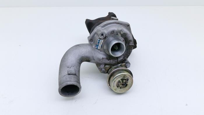 Gebrauchte Turbo Audi A6 Quattro (C5) 2.7 T 30V Preis € 150,00 Margenregelung angeboten von Automaterialen Ronald Morien B.V.
