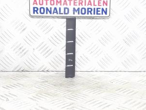 Używane Przelacznik czujników parkowania Skoda Superb Combi (3V5) 1.6 TDI Cena € 10,00 Procedura marży oferowane przez Automaterialen Ronald Morien B.V.