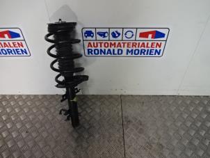 Used Front shock absorber rod, left Nissan X-Trail (T32) 2.0 dCi All Mode Price € 195,00 Margin scheme offered by Automaterialen Ronald Morien B.V.