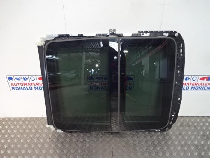 Panoramic roof from a Nissan X-Trail (T32) 2.0 dCi All Mode 2018