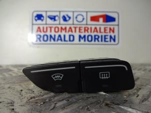 Usagé Commodo Ford Focus Prix € 10,00 Règlement à la marge proposé par Automaterialen Ronald Morien B.V.