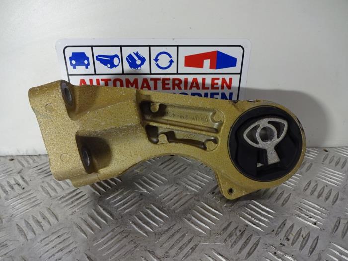 Used Engine mount Renault Master III (FV) 2.3 dCi 135 16V RWD Price € 49,00 Margin scheme offered by Automaterialen Ronald Morien B.V.