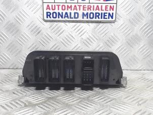 Used Engine management computer BMW 2 serie (F22) 218i 1.5 TwinPower Turbo 12V Price € 345,00 Margin scheme offered by Automaterialen Ronald Morien B.V.
