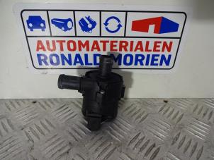 Gebrauchte Zusätzliche Wasserpumpe Renault Master Preis € 34,99 Mit Mehrwertsteuer angeboten von Automaterialen Ronald Morien B.V.