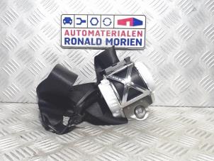 Used Front seatbelt, right BMW 2 serie (F22) 218i 1.5 TwinPower Turbo 12V Price € 20,66 Margin scheme offered by Automaterialen Ronald Morien B.V.