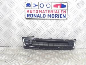 Used Radio control panel BMW X1 (F48) sDrive 20i 2.0 16V Twin Power Turbo Price € 35,00 Margin scheme offered by Automaterialen Ronald Morien B.V.