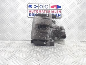 Used Rear brake calliper, left Ford Focus 3 Wagon 1.0 Ti-VCT EcoBoost 12V 100 Price € 25,00 Margin scheme offered by Automaterialen Ronald Morien B.V.