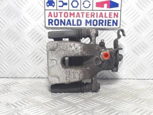 Used Rear brake calliper, right Skoda Octavia Combi (5EAC) 1.6 TDI Greenline 16V Price € 49,00 Margin scheme offered by Automaterialen Ronald Morien B.V.