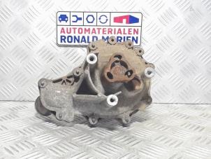 Pompe à eau d'un Ford Transit 2.2 TDCi 16V Euro 5 2013