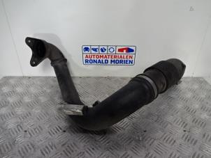 Used Air intake hose Opel Movano Combi 2.3 CDTi Biturbo 16V Price € 75,00 Margin scheme offered by Automaterialen Ronald Morien B.V.