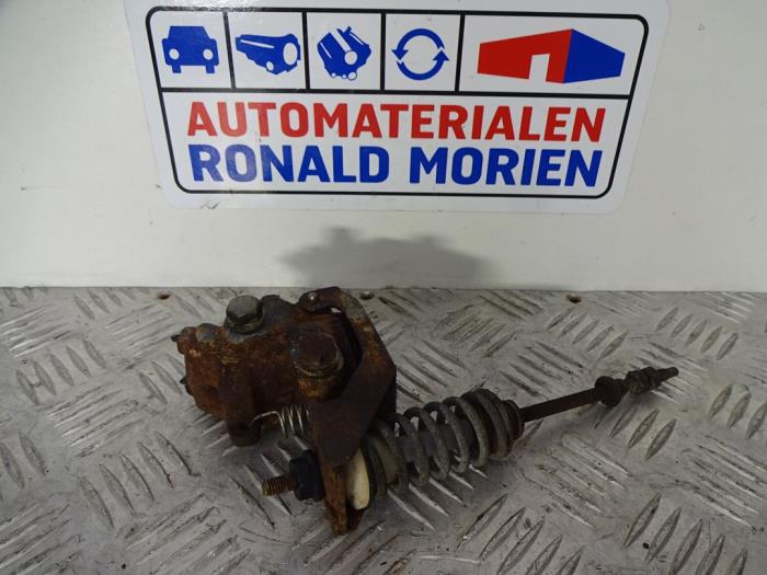 Begagnade EBD-system Fiat Scudo (220Z) 2.0 JTD Pris € 35,00 Marginaltabell erbjuds av Automaterialen Ronald Morien B.V.
