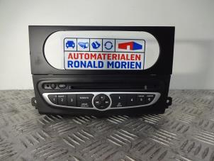 New Radio CD player Renault Koleos I 2.0 dCi 16V Price € 114,95 Inclusive VAT offered by Automaterialen Ronald Morien B.V.