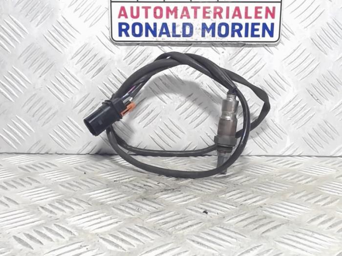 Usagé Sonde lambda Skoda Superb Combi (3V5) 1.6 TDI Prix € 20,00 Règlement à la marge proposé par Automaterialen Ronald Morien B.V.