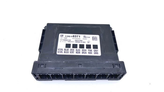 Used Body control computer Opel Astra K 1.4 Turbo 16V Price € 45,00 Margin scheme offered by Automaterialen Ronald Morien B.V.
