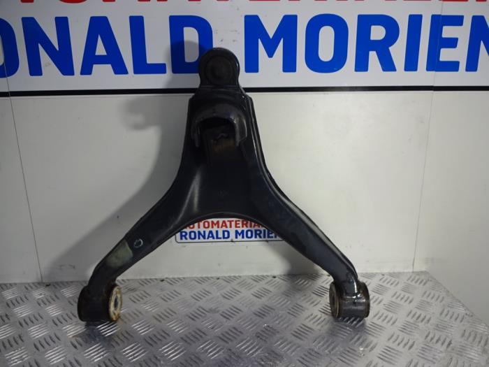 Front lower wishbone, left from a Iveco Daily 2018