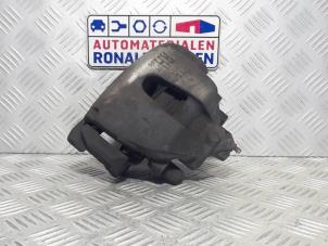 Used Front brake calliper, right Ford Focus 3 Wagon 1.0 Ti-VCT EcoBoost 12V 100 Price € 19,00 Margin scheme offered by Automaterialen Ronald Morien B.V.