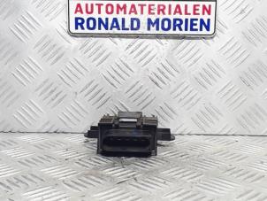 Used Fuel pump relay Volkswagen Golf VII (AUA) 1.4 GTE 16V Price € 25,00 Margin scheme offered by Automaterialen Ronald Morien B.V.