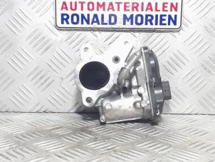 Używane Zawór EGR Renault Master IV (FV) Cena € 65,00 Procedura marży oferowane przez Automaterialen Ronald Morien B.V.