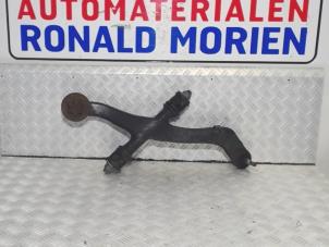 Used Front wishbone, left Renault Master III (FD/HD) 2.5 dCi 120 FAP Price € 75,00 Margin scheme offered by Automaterialen Ronald Morien B.V.