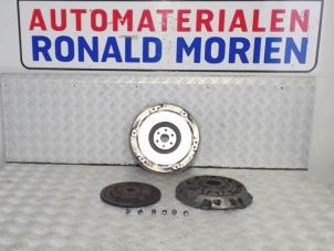 Usados Juego de platos de (completo) Citroen C1 1.0 12V Precio € 55,00 Norma de margen ofrecido por Automaterialen Ronald Morien B.V.