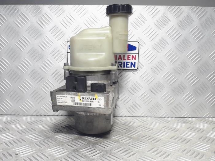 Usagé Pompe direction assistée Dacia Sandero II 1.0 Sce 12V Prix € 195,00 Règlement à la marge proposé par Automaterialen Ronald Morien B.V.