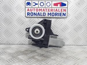 Used Door window motor Volvo XC60 I (DZ) 2.4 D5 20V 220 AWD Price € 25,00 Margin scheme offered by Automaterialen Ronald Morien B.V.
