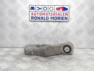 Used Engine mount Volvo XC60 I (DZ) 2.4 D5 20V 220 AWD Price € 10,00 Margin scheme offered by Automaterialen Ronald Morien B.V.