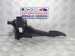 Used Throttle pedal position sensor Opel Corsa C (F08/68) 1.2 16V Twin Port Price € 9,99 Margin scheme offered by Automaterialen Ronald Morien B.V.