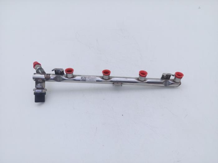 Usagé Système d'injection Volkswagen Golf VII (AUA) 1.4 TGI 16V Prix € 35,00 Règlement à la marge proposé par Automaterialen Ronald Morien B.V.