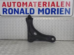 Usagé Bras de suspension avant droit Citroen C3 (SX/SW) 1.2 Vti 12V PureTech Prix € 41,30 Règlement à la marge proposé par Automaterialen Ronald Morien B.V.