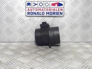Używane Czujnik masy powietrza Volkswagen Crafter Cena € 15,00 Procedura marży oferowane przez Automaterialen Ronald Morien B.V.