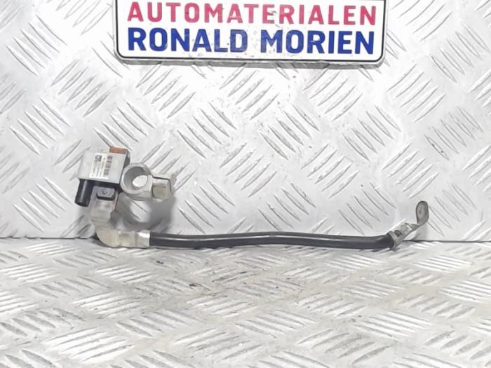 Usagé Divers Ford Fiesta 6 (JA8) 1.0 EcoBoost 12V 100 Prix € 35,00 Règlement à la marge proposé par Automaterialen Ronald Morien B.V.