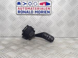 Używane Przelacznik wycieraczki Ford C-Max (DM2) 1.8 16V Flexifuel Cena € 15,00 Procedura marży oferowane przez Automaterialen Ronald Morien B.V.