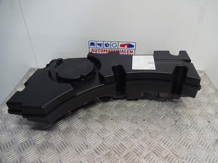 Używane Subwoofer Audi Q7 (4MB/4MG) 3.0 45 TFSI V6 24V Cena € 71,39 Z VAT oferowane przez Automaterialen Ronald Morien B.V.